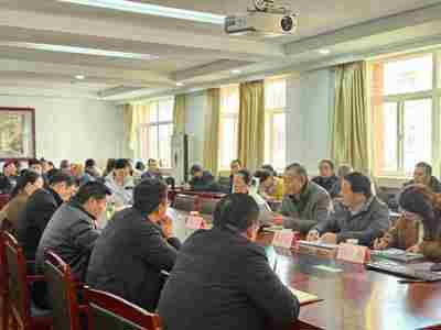 校三届党委第一轮巡察第二巡察组召开巡察教育学院党委情况反馈会